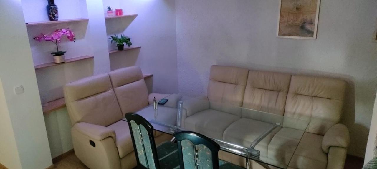 Peter Apartment Михелщат Екстериор снимка